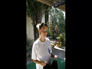 金髪を仕上げる指 女子 が 見る av